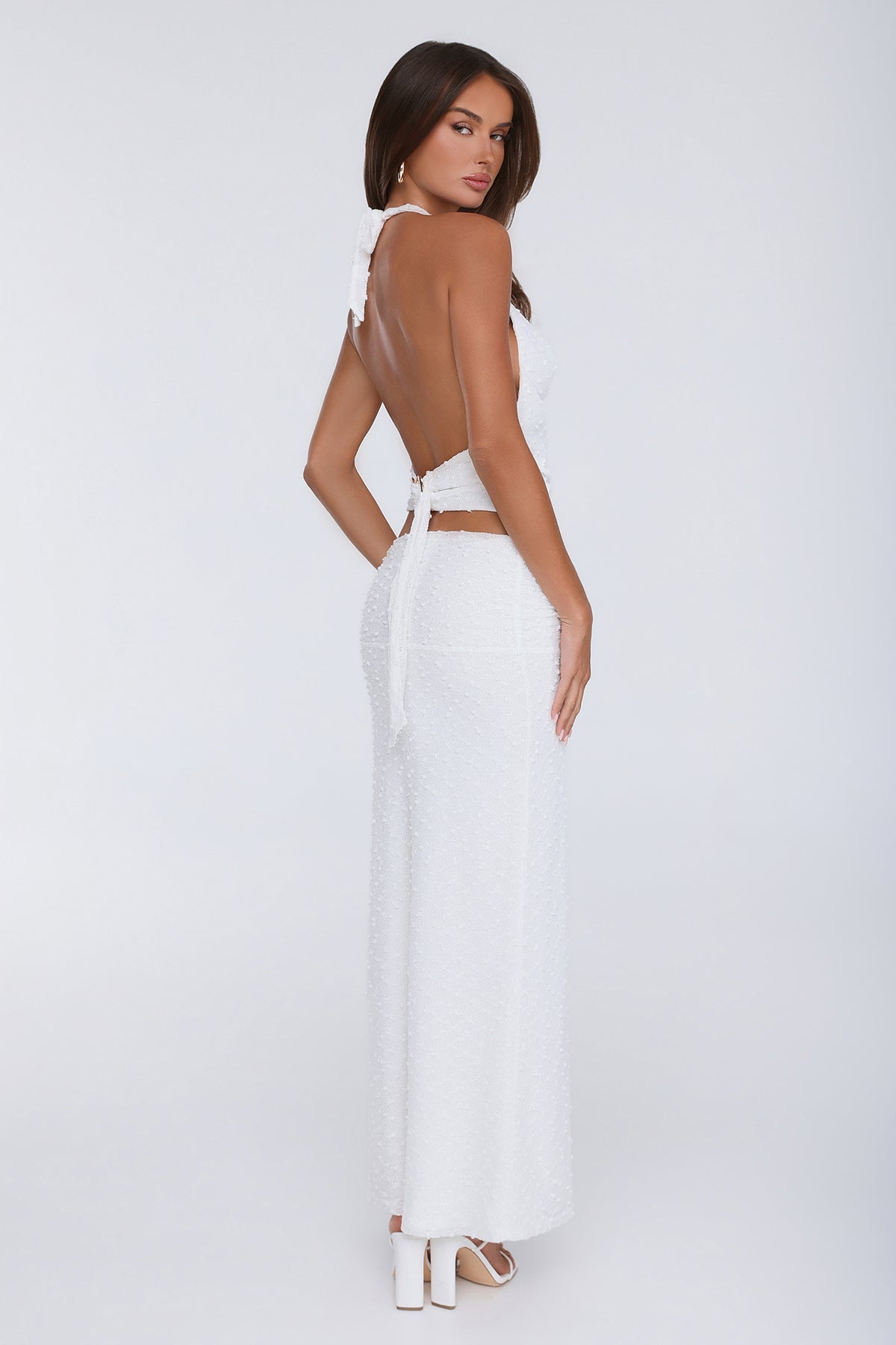 #585404