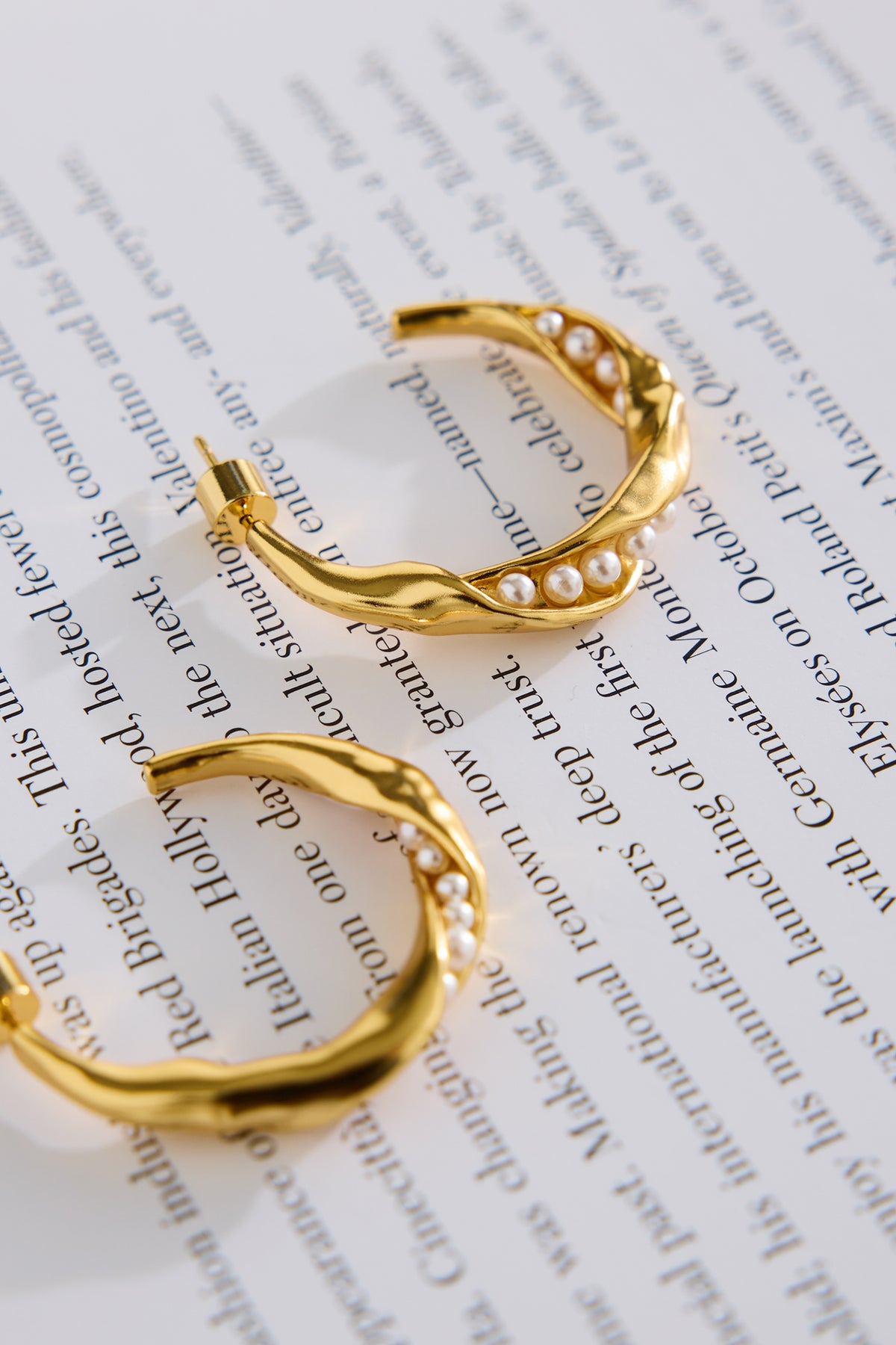 18k Gold Plated Chic Open Hoop Earrings Gold