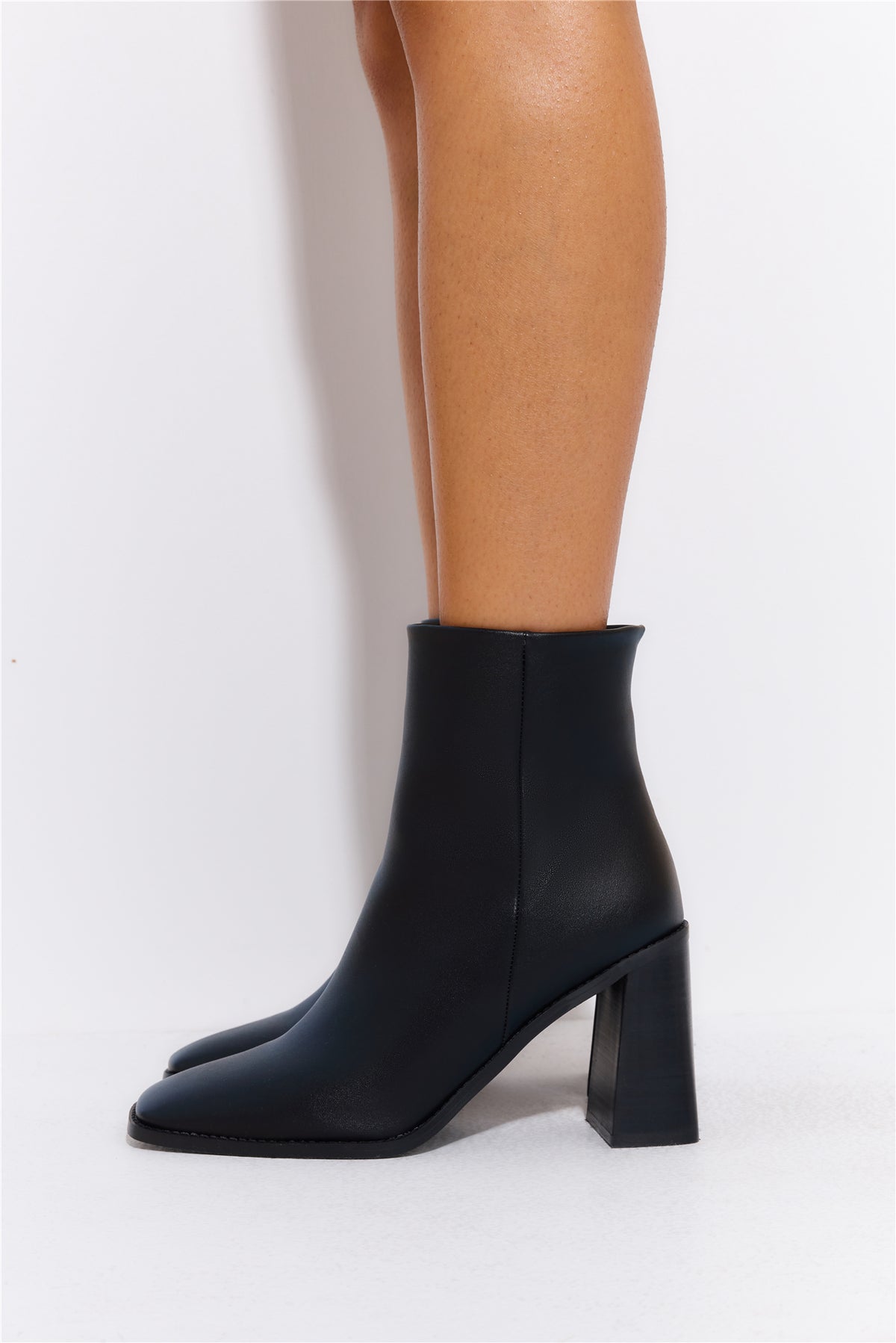 Scorpio Boots Black