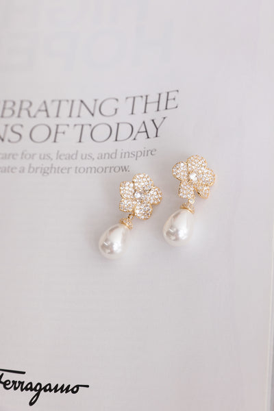 18k Gold Plated Luxury Lover Earrings Gold