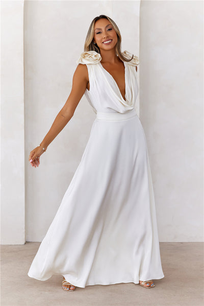 Romance In Roses Maxi Dress Cream