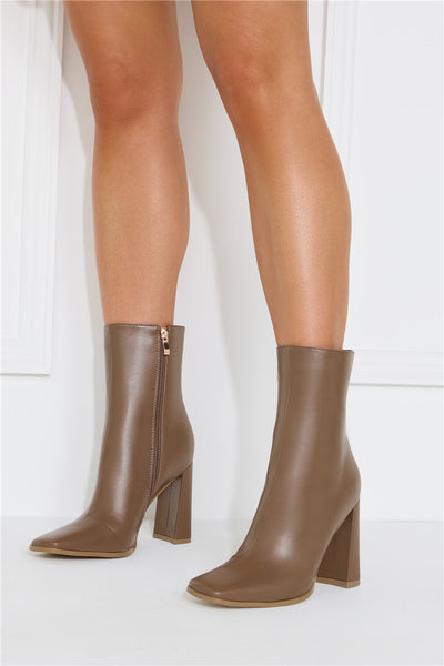 Quada Boots Mocha