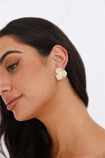 18k Gold Plated Delicate Petals Earrings Gold