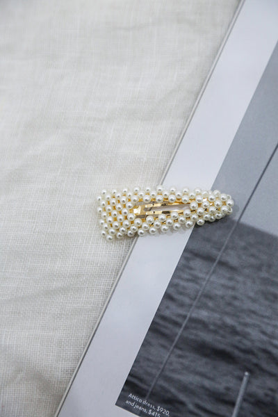 Jaxton Pearl Hair Clip White