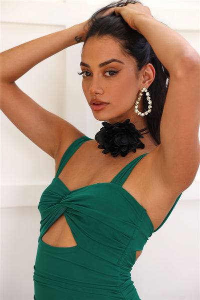 Blooming Rosette Necklace Black