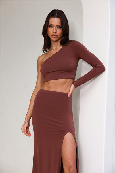 Amaze You One Shoulder Crop Top Chocolate