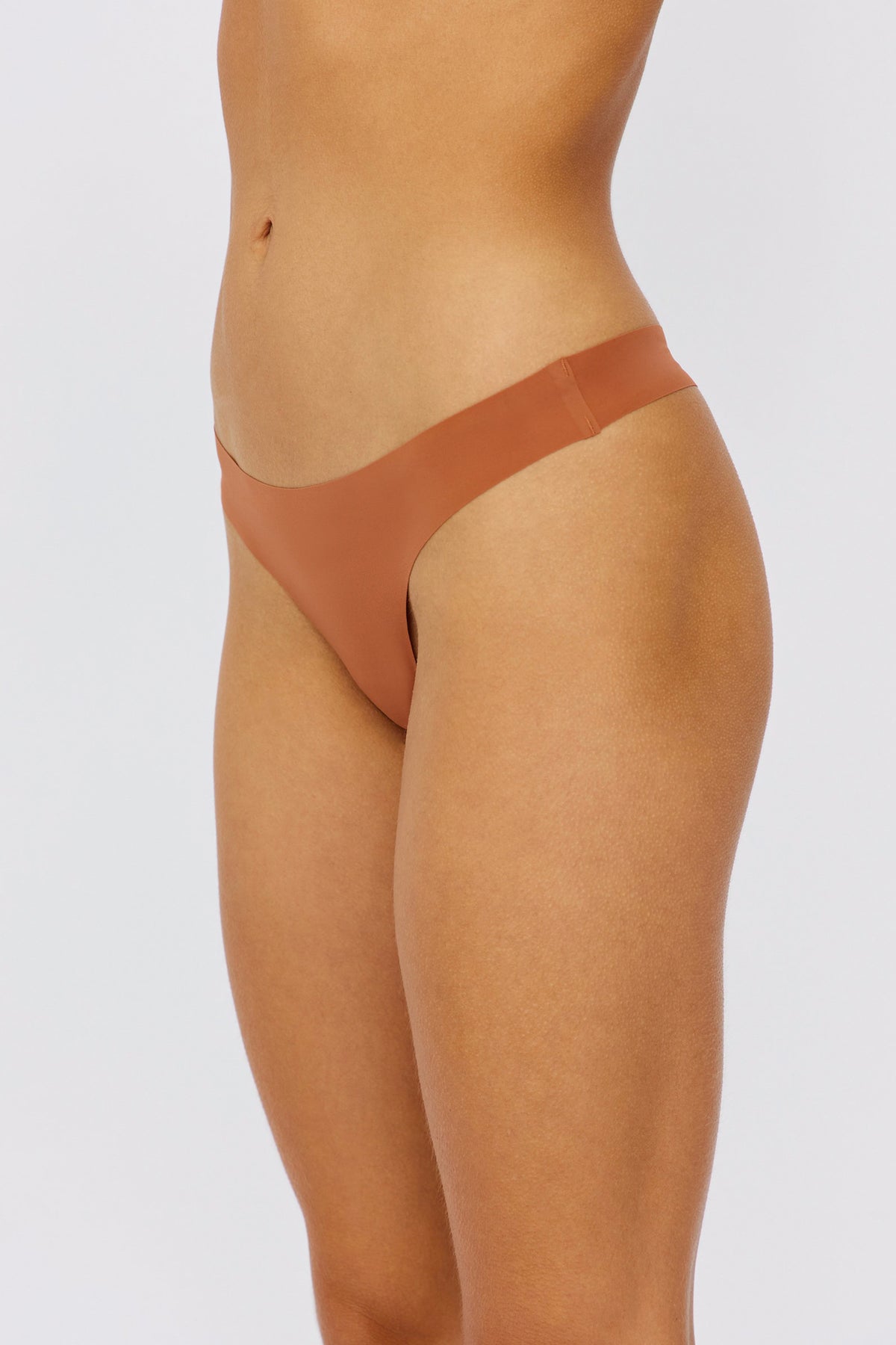 UNDERCOVER Style Helpers Seamless High Cut Thong Chestnut 3 Pack