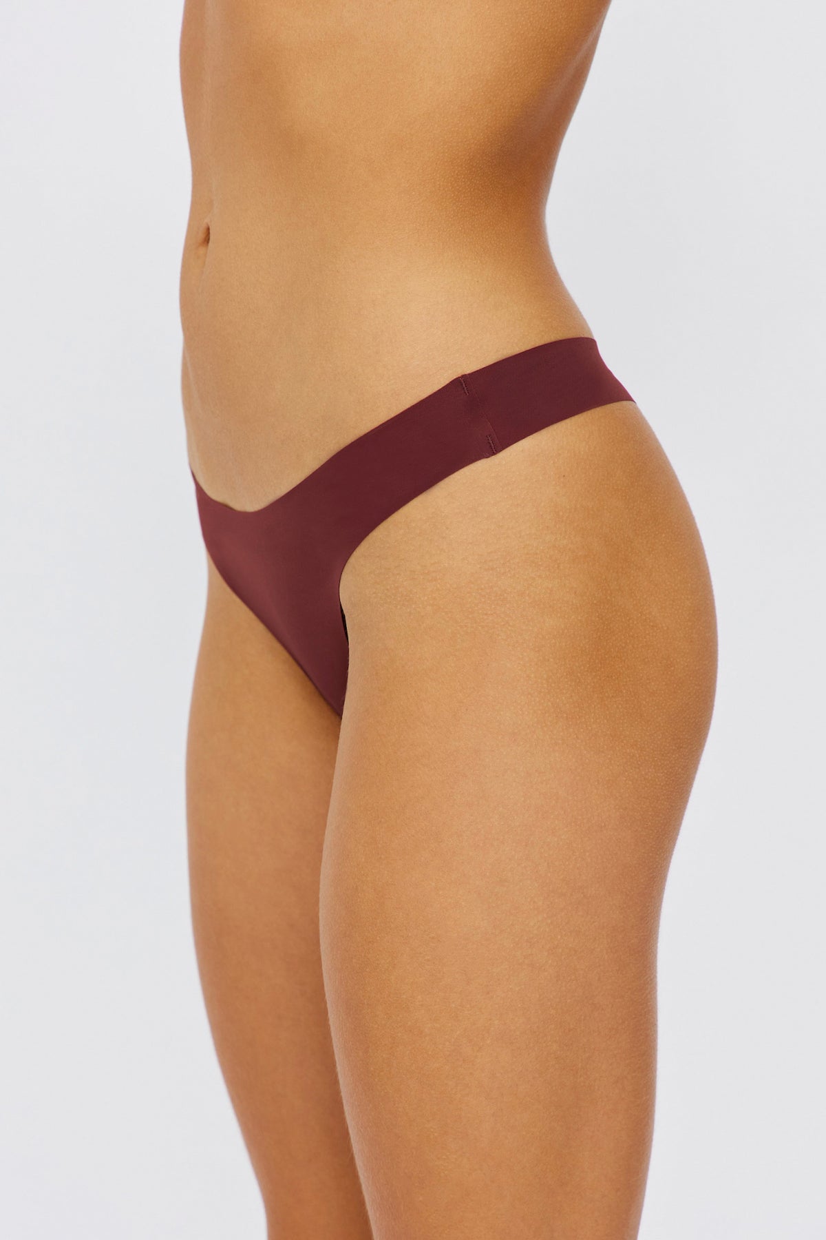 UNDERCOVER Style Helpers Seamless High Cut Thong Chocolate 3 Pack