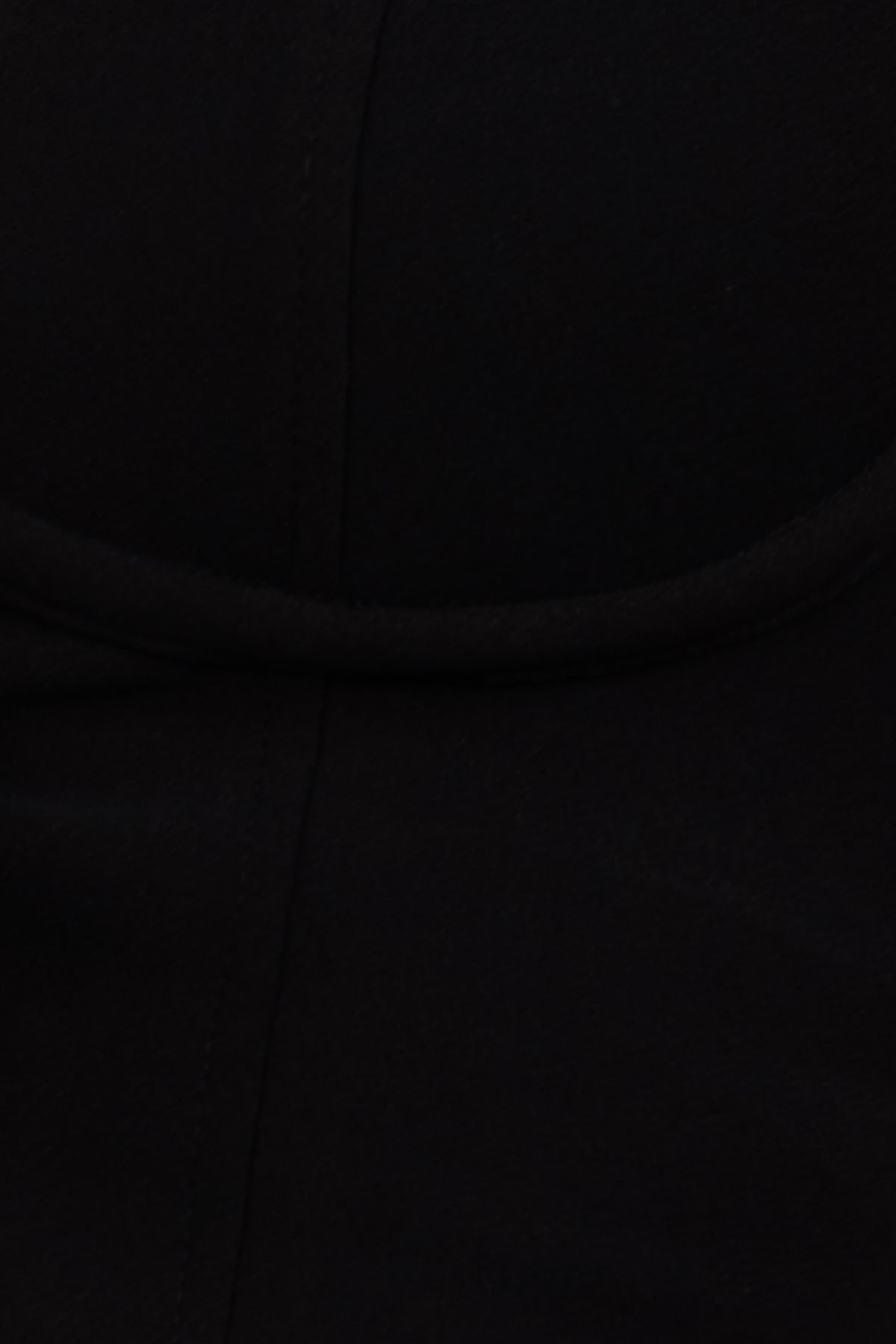 Right Back Crop Black