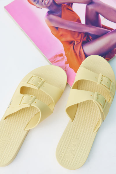 MELISSA Sun Malibu Slides Yellow