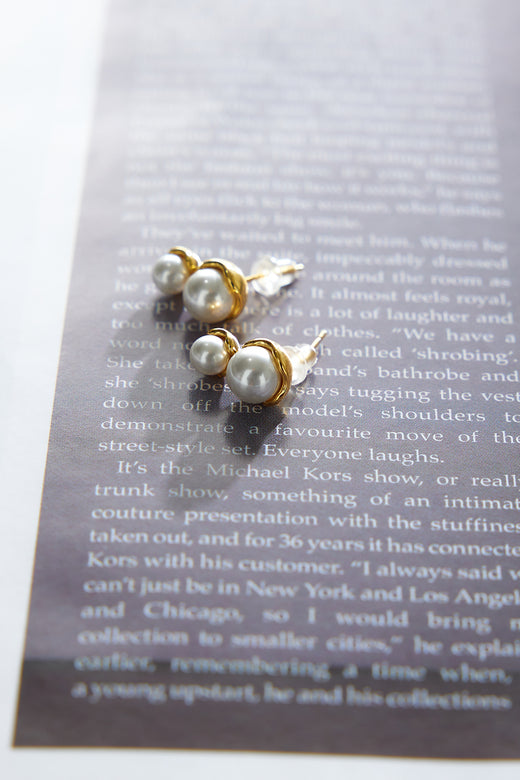 Pearl Drop Earrings Gold