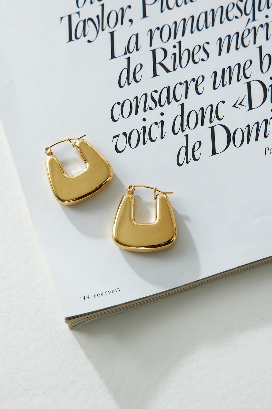 18k Gold Plated Standing Out Earrings Gold