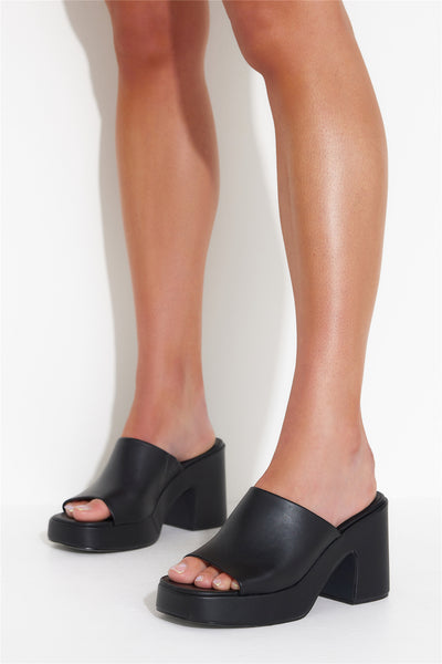 BILLINI Leslie Chunky Platform Mule Black