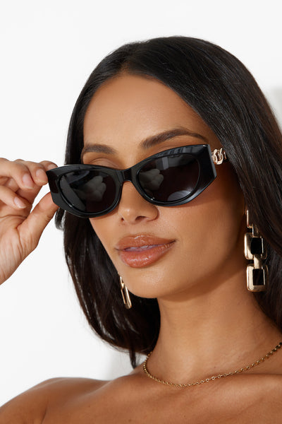 BANBE The Adriana Sunglasses Black Ink